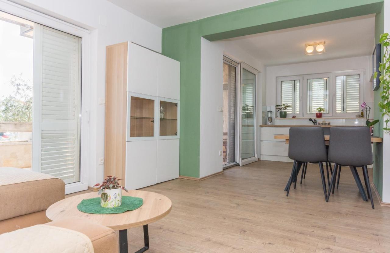 Adria Krk Apartment Крк Екстер'єр фото