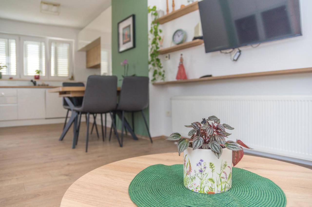 Adria Krk Apartment Крк Екстер'єр фото